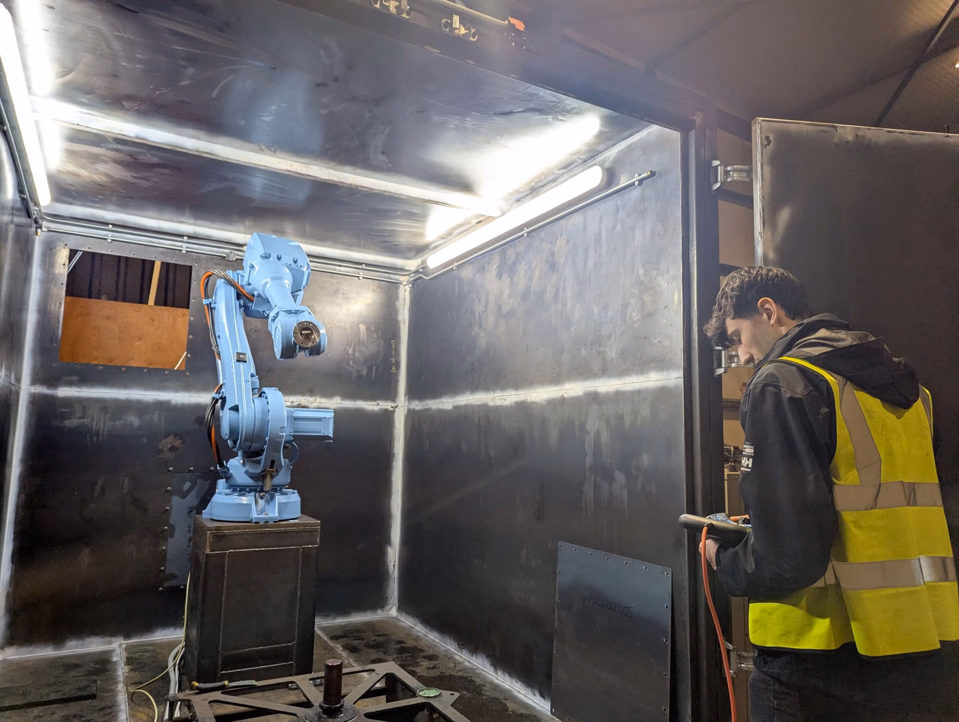 Robotic System for Skip Cleaning (1)